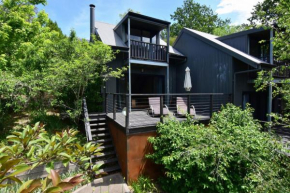Cloudsong Chalet 3 Close to the village centre Kangaroo Valley